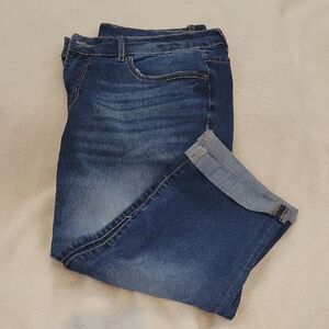 Time and Tru Dark Blue Ankle Jeans